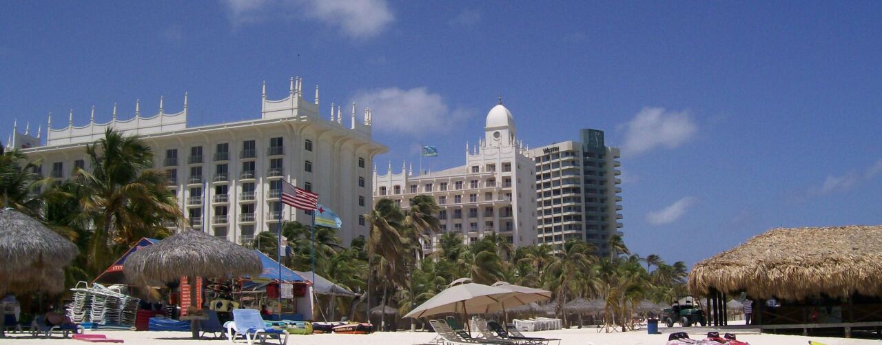 Royal Palm Club at the RIU Palace Aruba