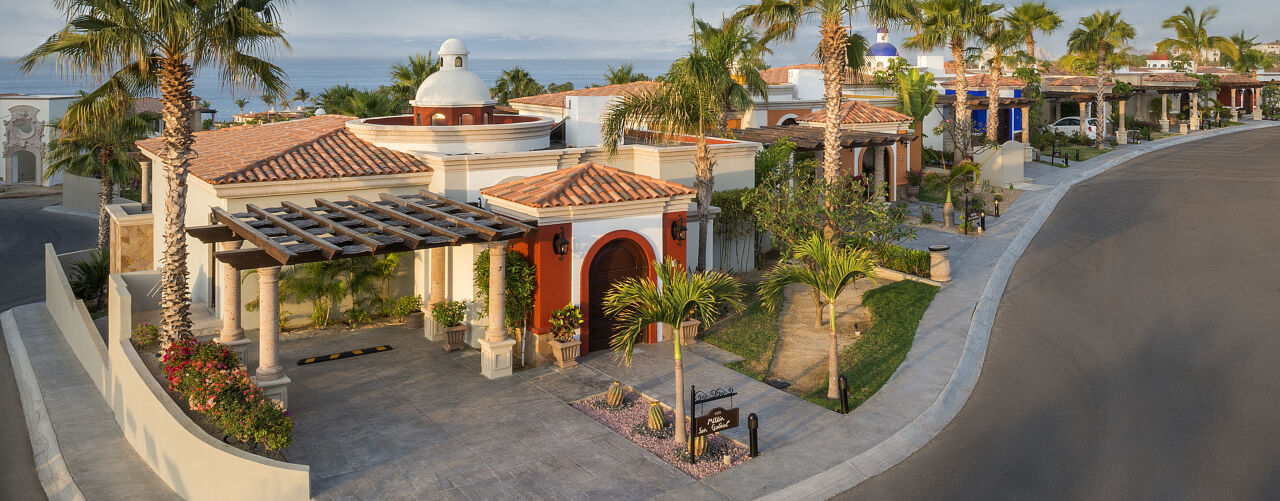 Hacienda Encantada Resort & Residences