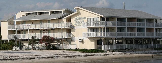 Cedar Cove Hotel