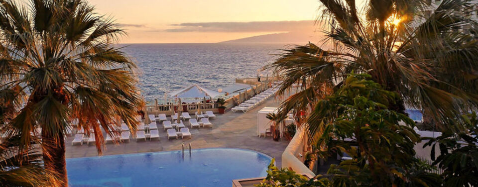 Pearly Grey Ocean Club