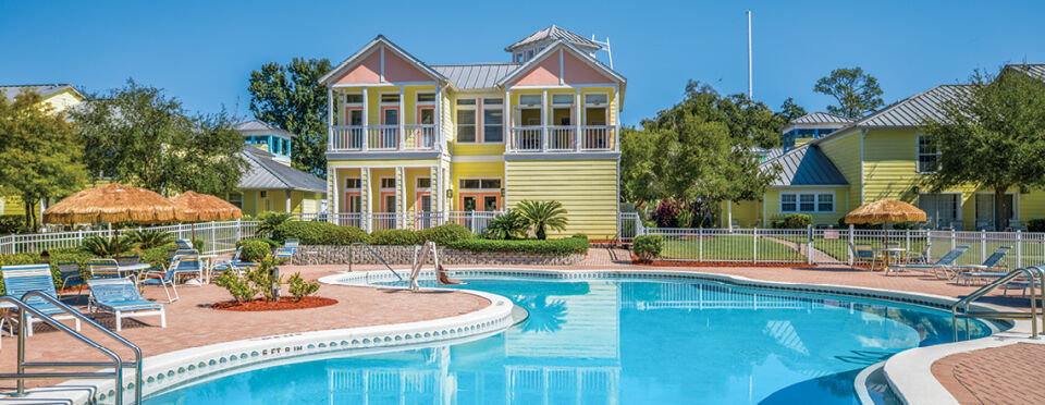 Barefoot'n Resort