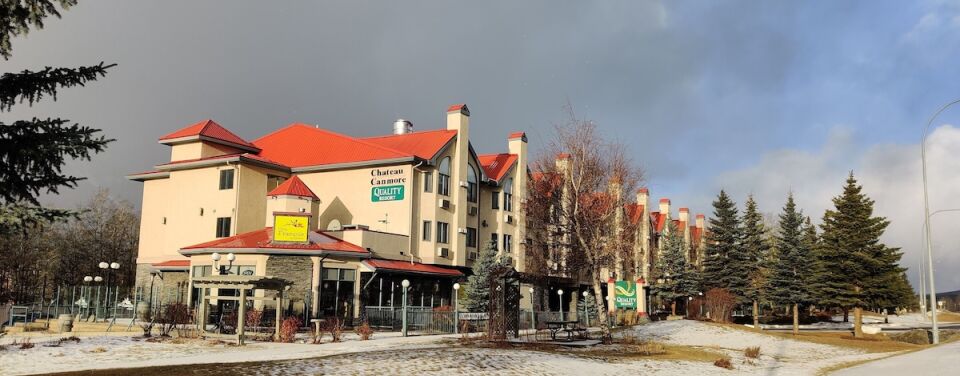 Chateau Canmore Quality Resort