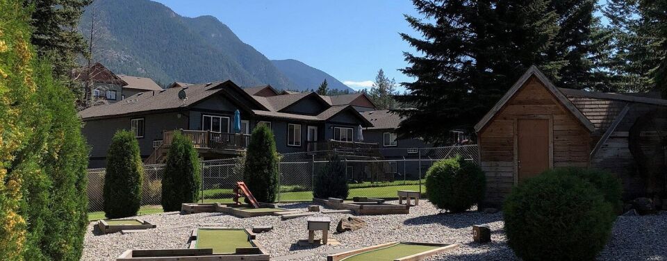 Radium Valley Vacation Resort