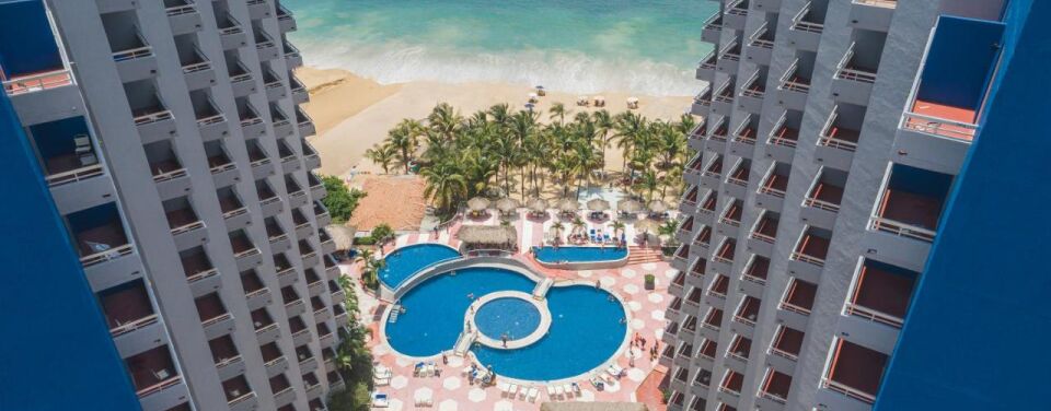 Plaza Hotel Club at Acapulco Playa Suites