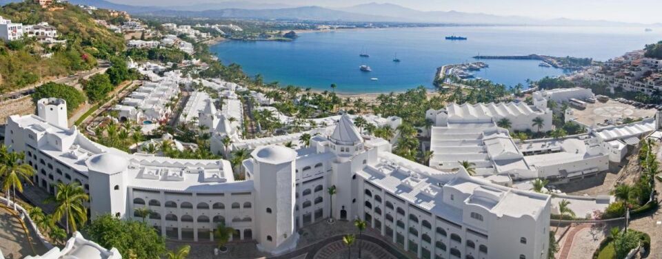 Las Hadas Golf Resort & Marina