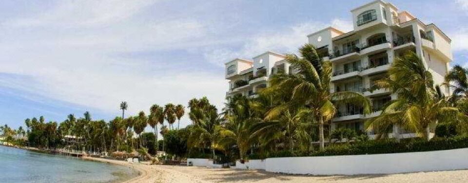 La Concha Suites & Beach Resort