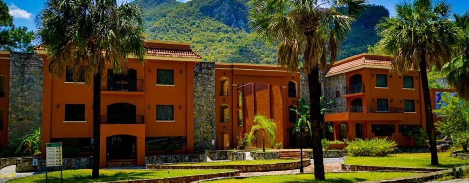Hotel Cola de Caballo