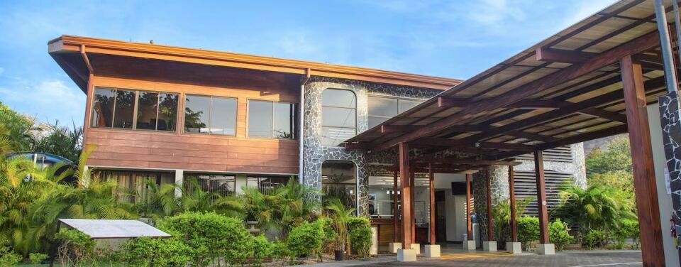 Nacazcol Hotel & Villas