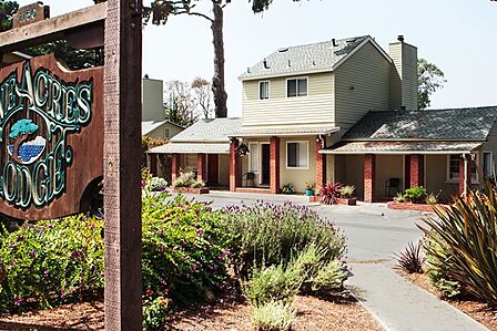 Pine Acres Lodge