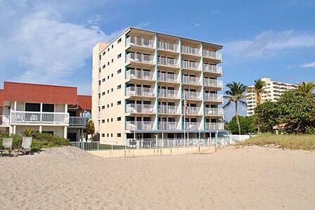 La Costa Beach Club Resort