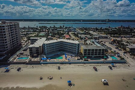 Sea Club IV