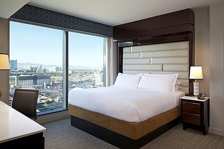 Studio Bedroom (Hilton Grand Vacations)