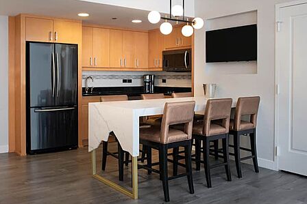 One-Bedroom Grand Suite Kitchen (Hilton Grand Vacations)