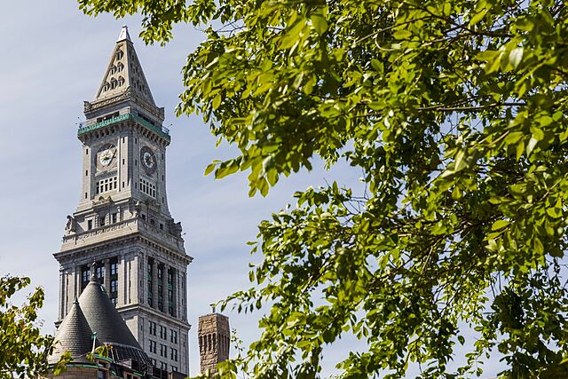 Marriott Vacation Club Pulse at Custom House, Boston