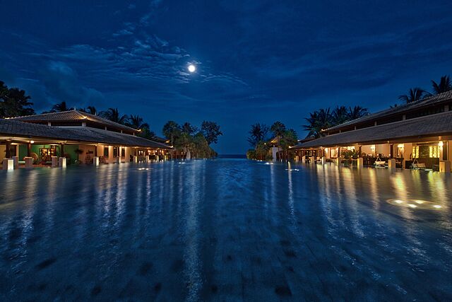 Marriott's Phuket Beach Club