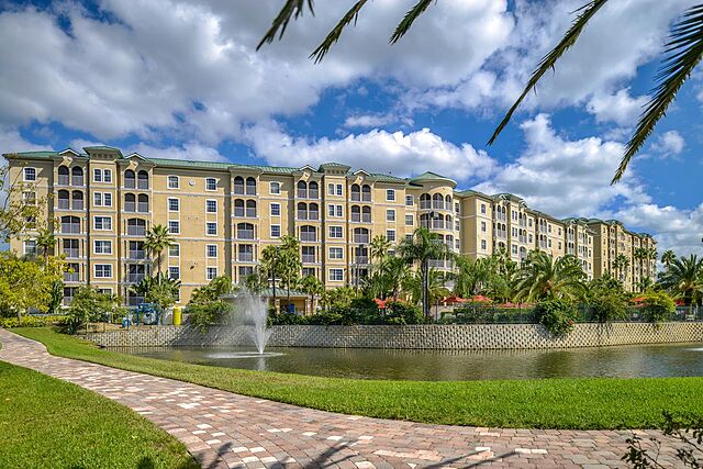 Mystic Dunes Resort & Golf Club
