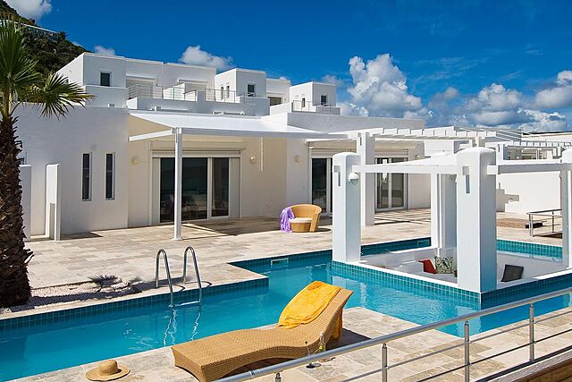 Coral Beach Club