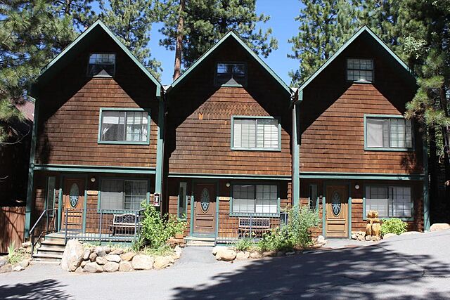 North Lake Lodges & Villas