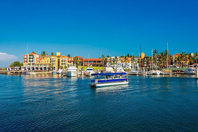Marina el Cid Hotel & Yacht Club