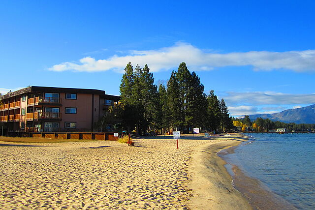 Tahoe Beach & Ski Club