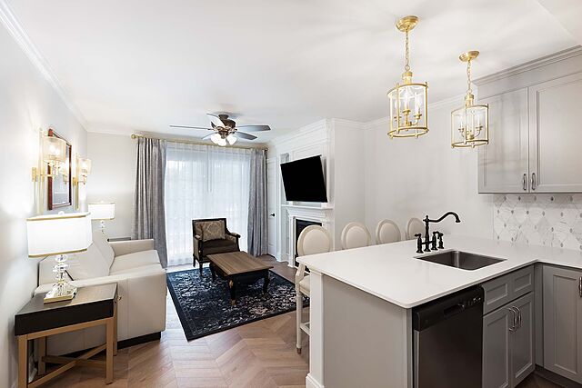 Villa Kitchen/Living Room