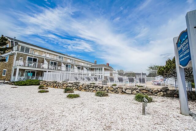InnSeason Resorts Captain's Quarters