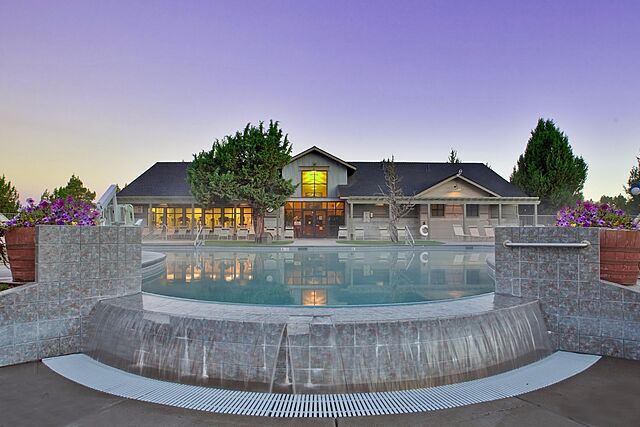 The Lodge at Eagle Crest Resort