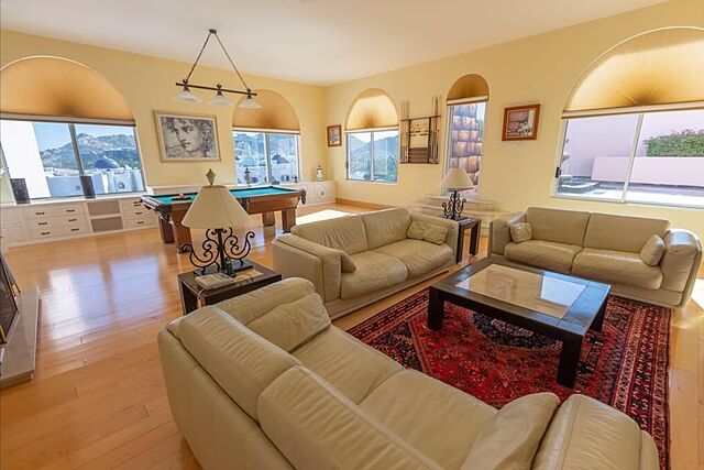Sample Penthouse