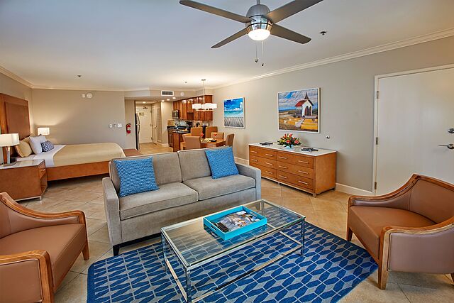 Sample studio golf suite