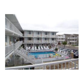 Esplanade Suites