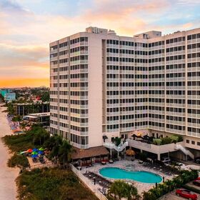 DiamondHead Beach Resort
