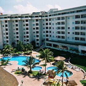 imperial fiesta club at hotel casa maya cancun