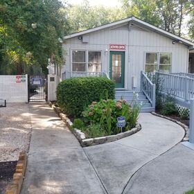 Country Club Villas