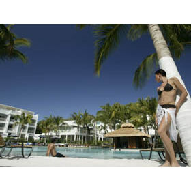 Outrigger Beach Club & Spa - Palm Cove