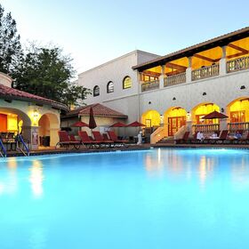 Los Abrigados Resort and Spa