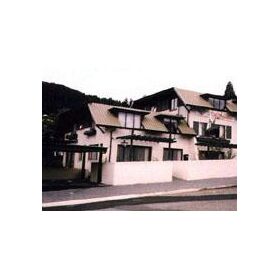 Queenstown Mews