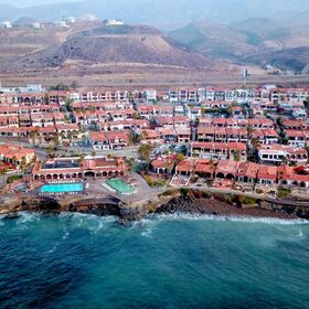 Royal Host Club/Las Gaviotas