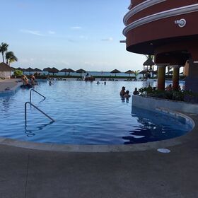 pool and pool bar