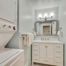 lower level bath 2