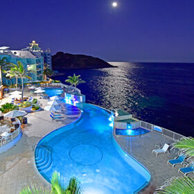 infinity pool