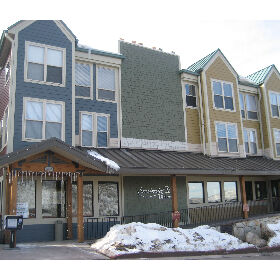 Exterior of Sweetwater Lift Lodge