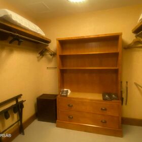 Closet 1