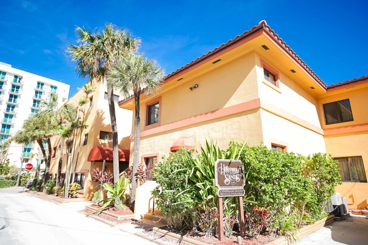 Hollywood Sands Resort