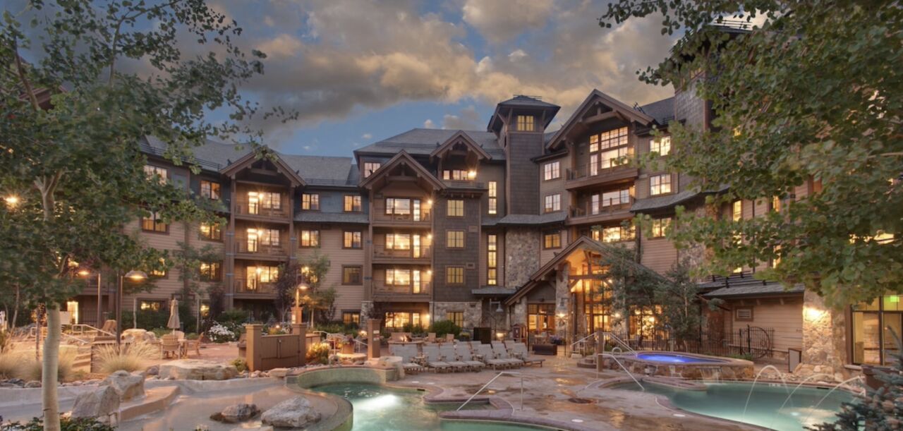 Grand Lodge on Peak 7
