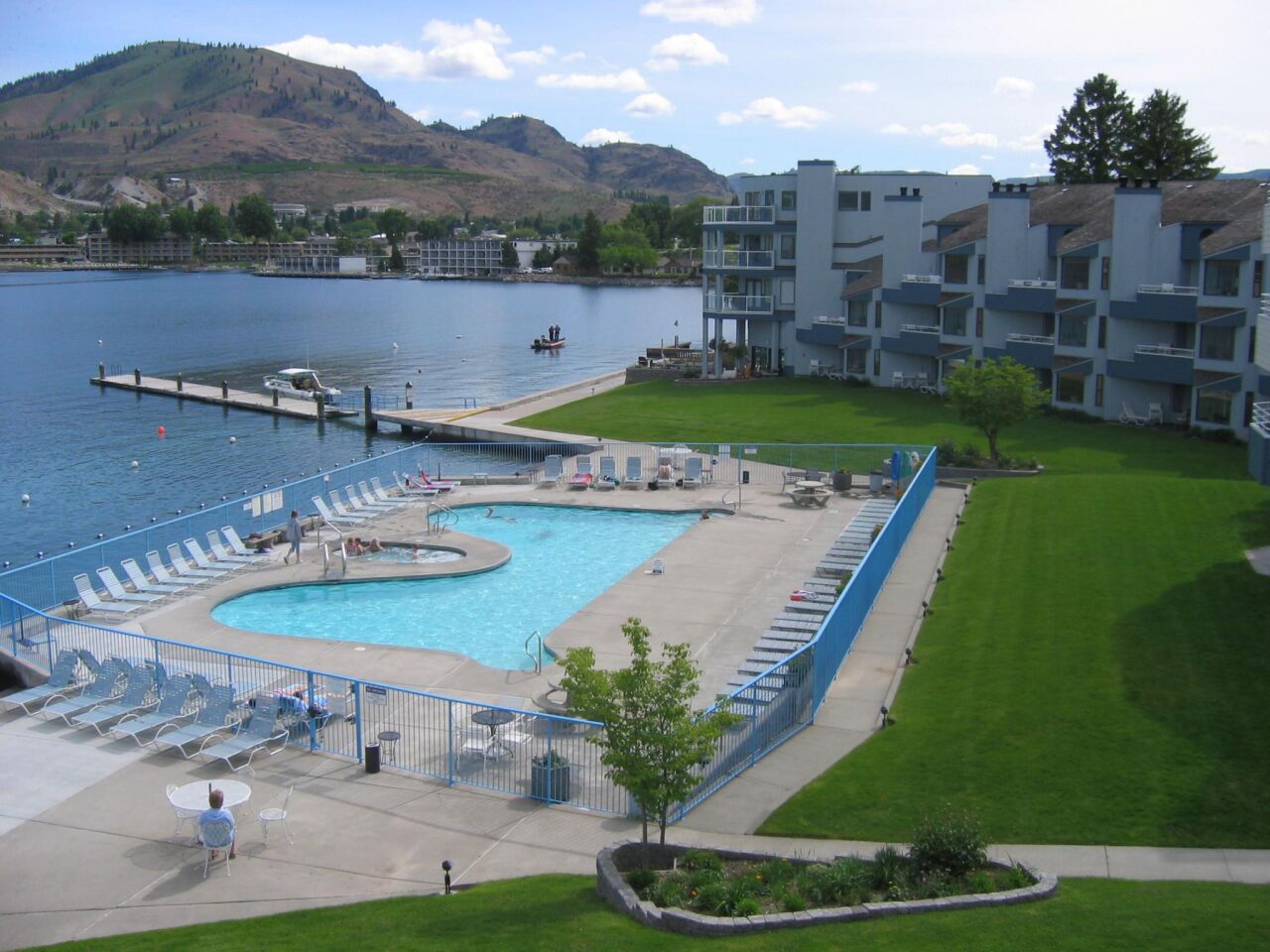 Peterson's Waterfront Resort