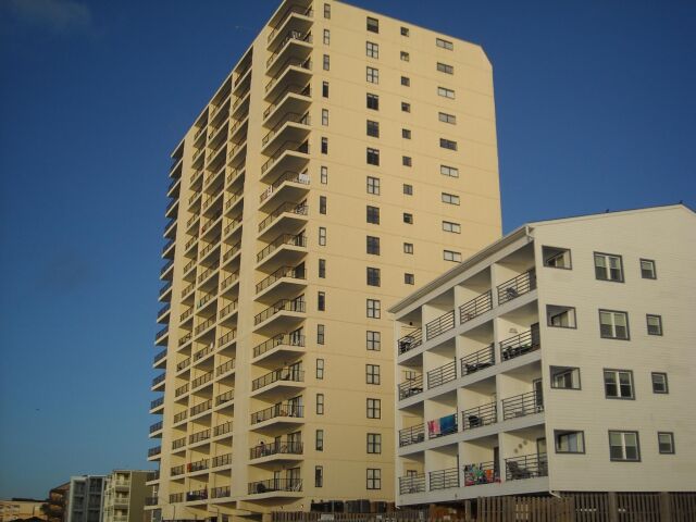 Atalaya Towers