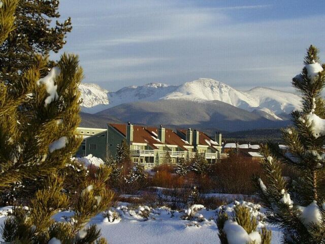 Twin Rivers Condominiums