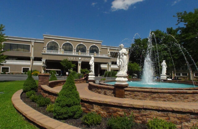 Villa Roma Resort Lodges