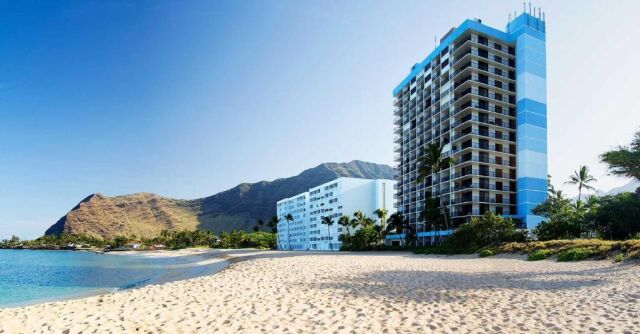 Hawaiian Princess at Makaha Beach