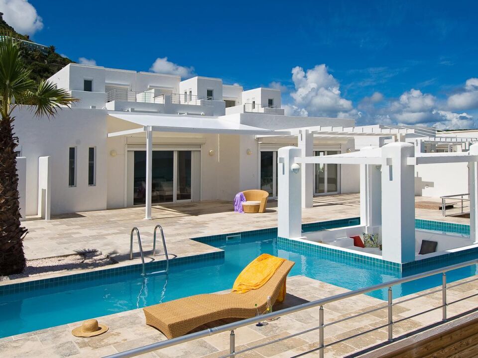 Coral Beach Club